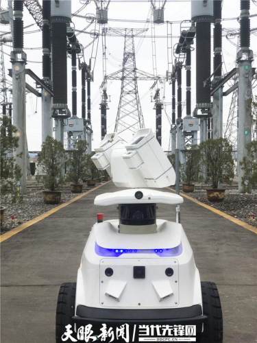 安顺供电局：智能机器人全方位巡维 护航新春可靠用电