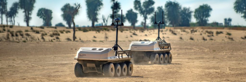 在IDEX展会上推出的带有巡逻弹药系统的UGV无人地面车辆